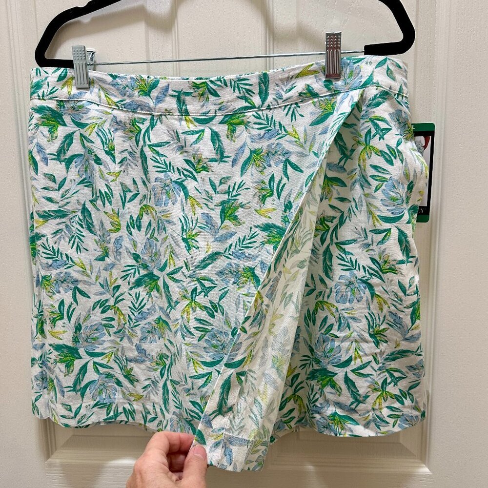 Ellen Tracy Women's Linen Blend Short Skort Size XL Green Tropical Boho (NEW)